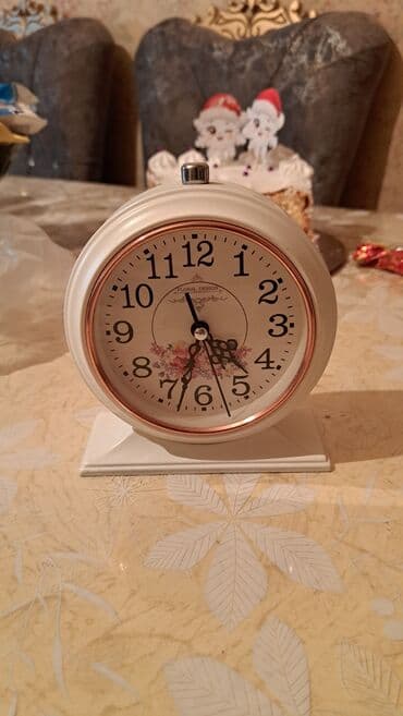 Сейфы: Настольные часы, Электронные, С секундной стрелкой — 4