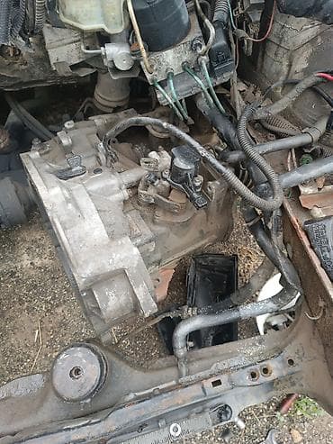 mazda rx 8: Seat Toledo: 1.9 l | 1997 il 300000000 km Sedan — 3