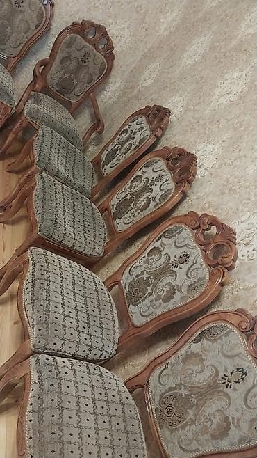 Qonaq otağı üçün, Oval masa, 8 stul