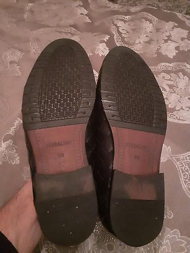 черные мужские ботинки: Gencede satilir deri Salvatore Ferragamo kişi ayaqabisi 90azn alinib — 7