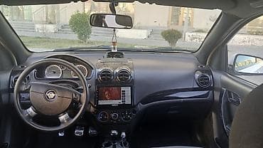 hunday elantra 2017: Ravon Nexia: 1.5 l | 2017 il 422000 km Sedan — 6