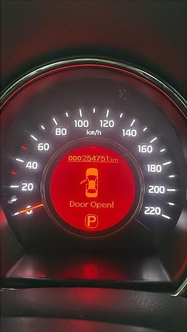 07 stop: Kia Rio: 1.4 l | 2012 il Sedan — 10