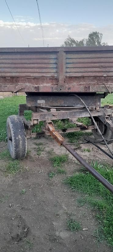 trator 80: Mavi rəngli təkərli kənd təsərrüfatı traktoru Texniki xüsusiyyətlər — 5