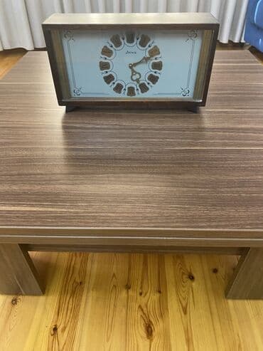 антикварные часы настенные: Taxta korpuslu, retro üslubda dizayn edilmiş masa saatı. Roma — 13