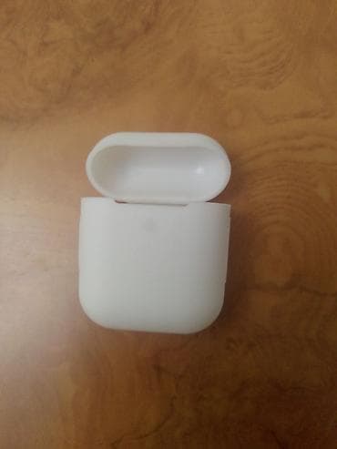 iphone 15 plus: Aksesuar: Qulaqlıq qabı üçün silikon örtük (ağ rəng) - Material — 2