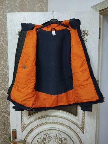 Qadın geyimləri: Kurtka 40 L razmer kişi ücun — 4