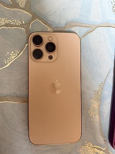 ip 9 plus: IPhone 16 Pro Max, 256 GB, Natural Titanium, Face ID — 1