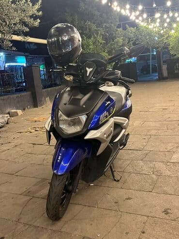 Yamaha skuter - Rəng: mavi/qara, gümüşü akssentlərlə - Kuzov lalafo.az -da — 2 Yamaha skuter - Rəng: mavi/qara, gümüşü akssentlərlə - Kuzov — 2
