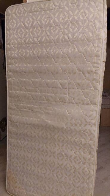 işlənmiş yataqlar: İşlənmiş, Təknəfərlik çarpayı — 3