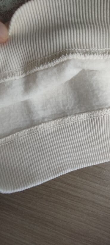 toxunma uşaq koftaları: Uşaq üçün switshirt - Rəng: süd ağ əsas, üzərində qızılı parıltılı — 3