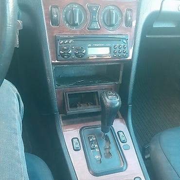 16 disk: Mercedes-Benz C-Class Sedan – C220 D hecbir problemi yoxdur Ötürücü — 7