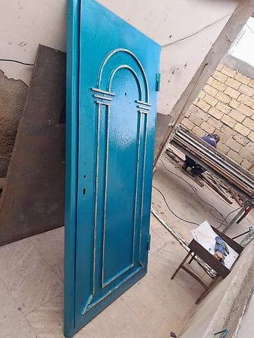 Seyf qapı – 2 ədəd • Ölçülər: 1×2 m və 1.10×2 m • Hər biri: 130 AZN