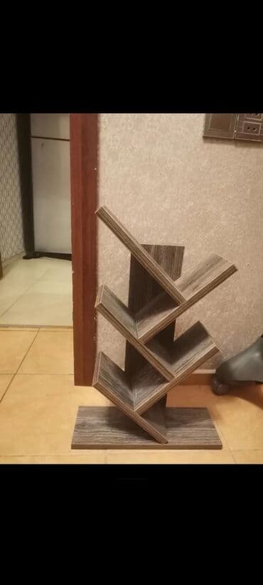 işlenmiş şkaf: 45 azn. Hündürlük 60 sm — 1