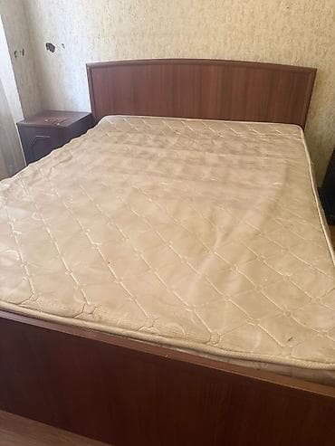 Б/у, Двуспальная кровать, С матрасом at lalafo.az Б/у, Двуспальная кровать, С матрасом