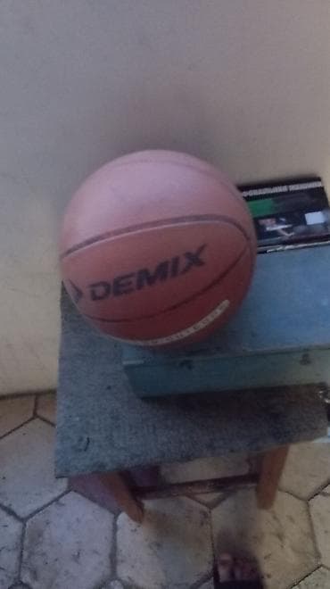 bas gitara: Demix basketbol topu - Brend: Demix - Rəng: klassik narıncı - — 2