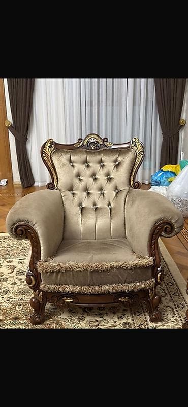 oturaca: İşlənmiş, Klassik divan, Divan, Bazasız, Açılmayan — 2