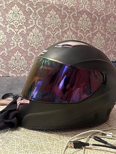 vaz guzgu: Məhsul: CROWN Racing tam üzlü motosiklet dəbilqəsi Xüsusiyyətlər: - — 2