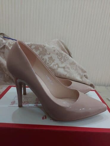 Tuflilər: Tuflilər, Ölçü: 37, rəng - Bej, İşlənmiş — 4