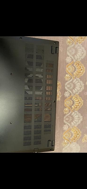 Acer Nitro V 15 oyun noutbuku - Prosessor: Intel Core i5 (stiker