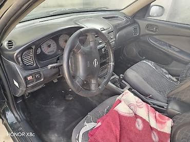 sprinter satisi: Nissan Almera sedan - Kuzov: 4 qapılı sedan, tünd rəng - Mühərrik — 4