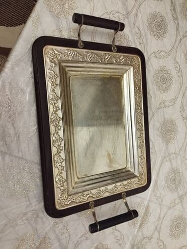 Qədimi metaldan qraxları fstq ağacnan padnus ünvan xrdalan aff park lalafo.az -da Qədimi metaldan qraxları fstq ağacnan padnus ünvan xrdalan aff park