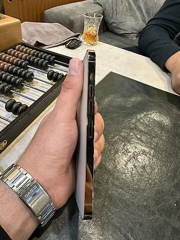 IPhone 13 Pro Max, 128 GB, Face ID — 3