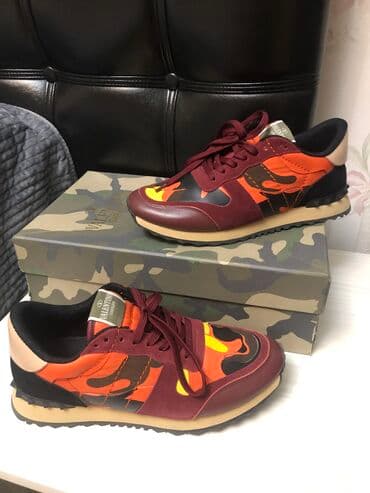 50azn.Valentino, 39-40 razmer.1 defe geyinilib,1saatliq.tezeden