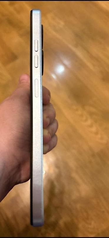 samsung a71 ekran: Android Tecno Spark Go 2024 / 128 GB, 1 ildir alınıb, demək olar — 8