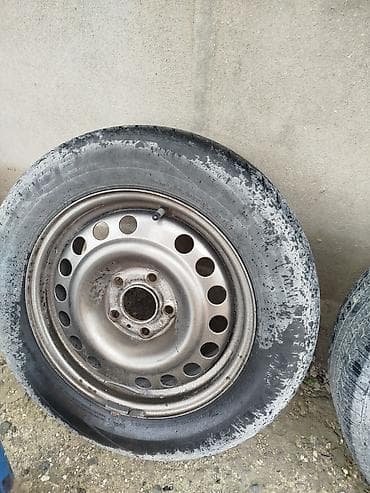 avto kar: 4 ədəd disklə birlikdə təkər komplekti. Xüsusiyyətlər: - Disklər — 3