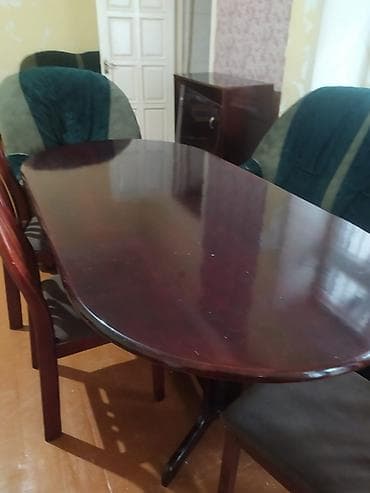 Yemək otağı – taxta masa - Material: bərk ağac, tünd qəhvəyi (maun