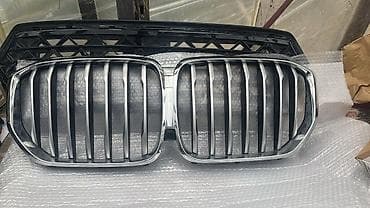Məhsul: Avtomobil üçün radiator ön barmaqlıq (kidney grille) üstən