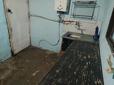 riyad kiraye evler: Kirayə verilir: sadə, mebellə təchiz olunmuş kiçik həyət evi - — 4