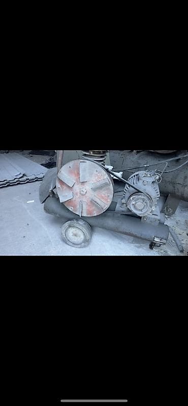 10 kva generator: Sənaye tipli hava kompressoru - Elektrik mühərriki ilə işləyən, qayış — 1