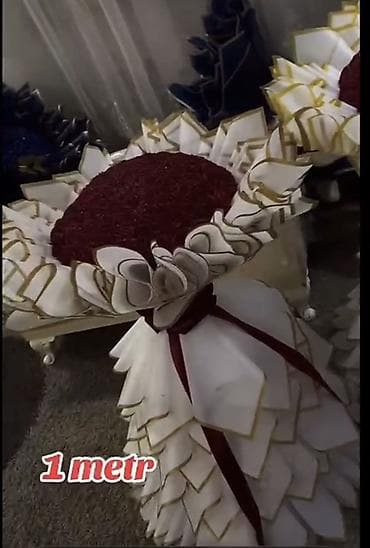 Digər bitkilər: 8 Marta özəl gül buketləri - Kampaniya: 51 gül – 30 AZN | 101 gül – — 5