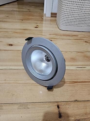 Digər işıqlandırma: Spot İşlənməyib. Yeni kimi qalıb, artıq olub qalıb deyə satılır — 1