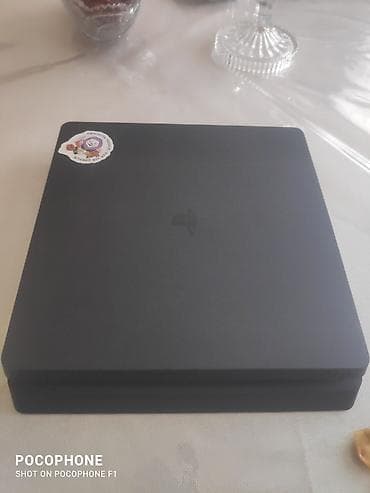 irşad electronics ps4: PlayStation 4 Slim oyun konsolu - Model: PS4 Slim (mat qara korpus — 2