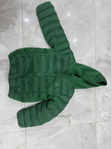 зеленая мужская кофта: United colors of benettonnan alinib 180 manata.1 sezon geyinilib — 1