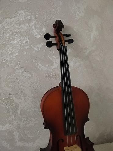 Qarmonlar: Məhsul: Sandner skripkası (4/4 ölçü) Xüsusiyyətlər: - Marka/model — 5