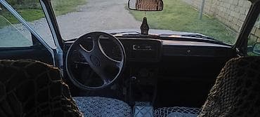 el krediti ile avtomobiller: VAZ (LADA) 2107: 1.5 l | 2004 il 150 km Sedan — 4