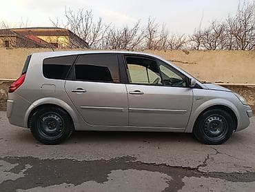 renault: Renault Scénic (gümüşü rəng) 7nəfərlikdi. Cox səliqəli, salon təzə — 5