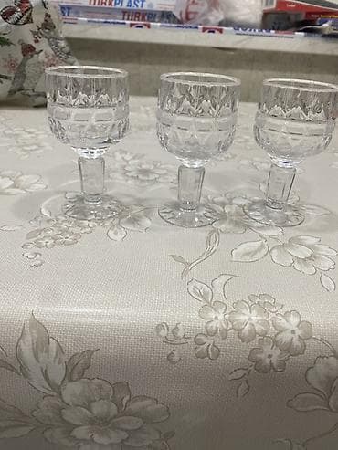 suse qebulu: Qədəhlər, rəng - Ağ, Şüşə — 1