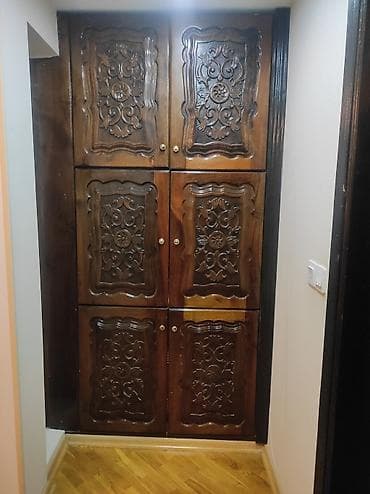Dolablar: Qoz ağacından oyma dekorlu divar dolabı qapıları - Material: təbii qoz — 1
