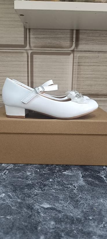 Uşaq geyimi və ayaqqabıları: Rəng - Ağ Tuflilər, Burberry, Ölçü: 35, Qız üçün — 4