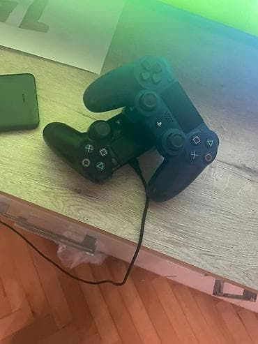 pc disk: PlayStation 4 (PS4) oyun konsolu dəsti Xüsusiyyətlər: - PS4 konsolu — 2