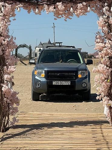 Avtomobil satışı: Ford Escape: 2.5 l | 2010 il 359970 km Ofrouder/SUV — 5