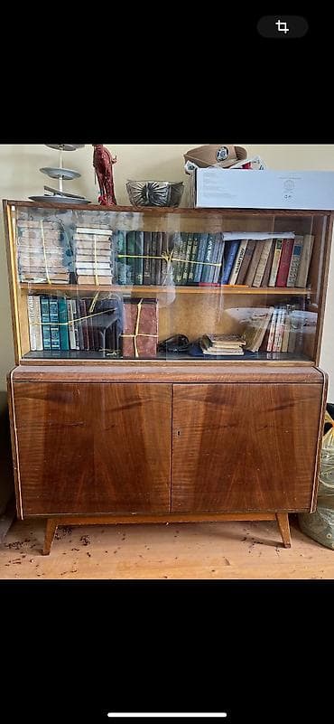 2ci el taxtlar: 1987 ci ilin Macarıstan istehsalı olan dolablar, bir yerdə aldığı — 3