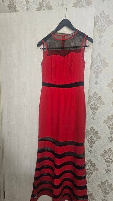 faik sonmez: Qırmızı rəngdə, torlu detalları olan zərif "Single Paradise" markalı — 4