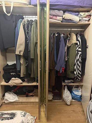 islenmis mallar: İşlənmiş, 4 qapılı, Güzgülü, Digər rəng, Digər material, Açılan, Düz dolab — 2