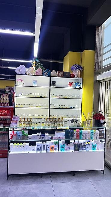 duxu vitrini: Şüşə, Zəmanətsiz, Kredit yoxdur — 2