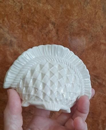 ağ süd: Fiqur, Keramika, rəng - Ağ — 3